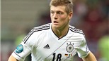 Người hùng của tuyển Đức: Đã đến thời của Kroos?